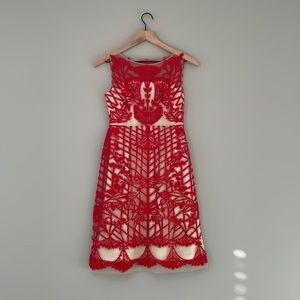 Geisha Designs Stunning Floral Lace Red Mini Dress with Cream Lining Size 00P